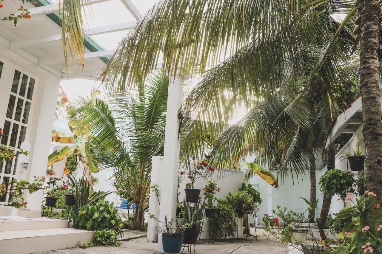 Fiyala Homestay Addu City Exteriör bild